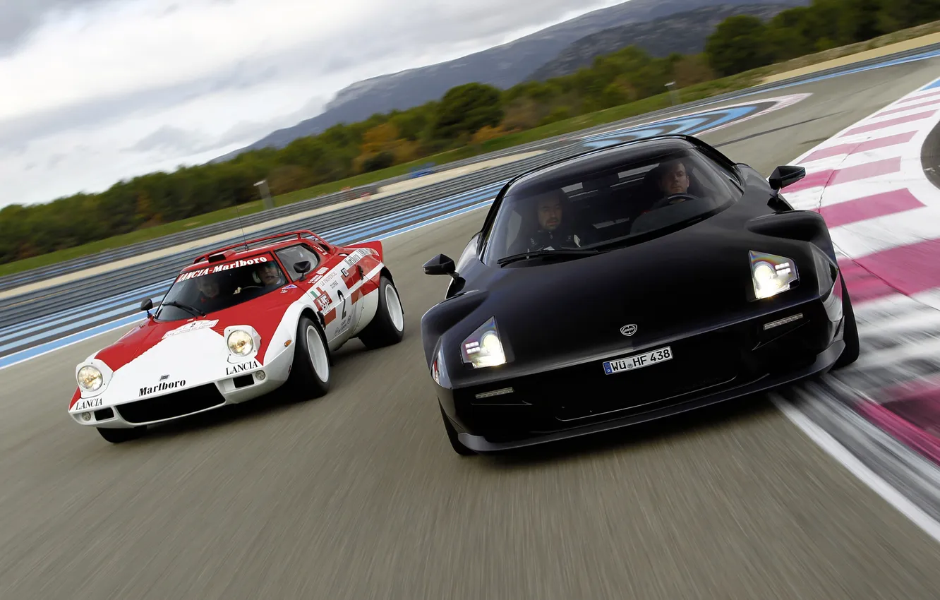 Photo wallpaper the sky, the front, Lancia, old and new, legendary car, Stratos, Speedway, Lancia