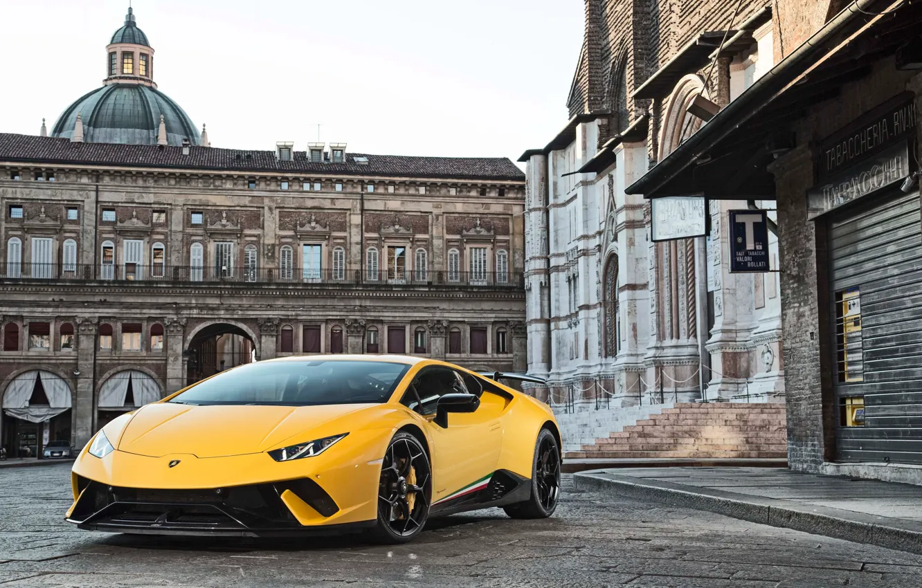 Photo wallpaper city, Lamborghini, yellow, Huracan, Huracan Performante, Lamborghini Huracan Performance