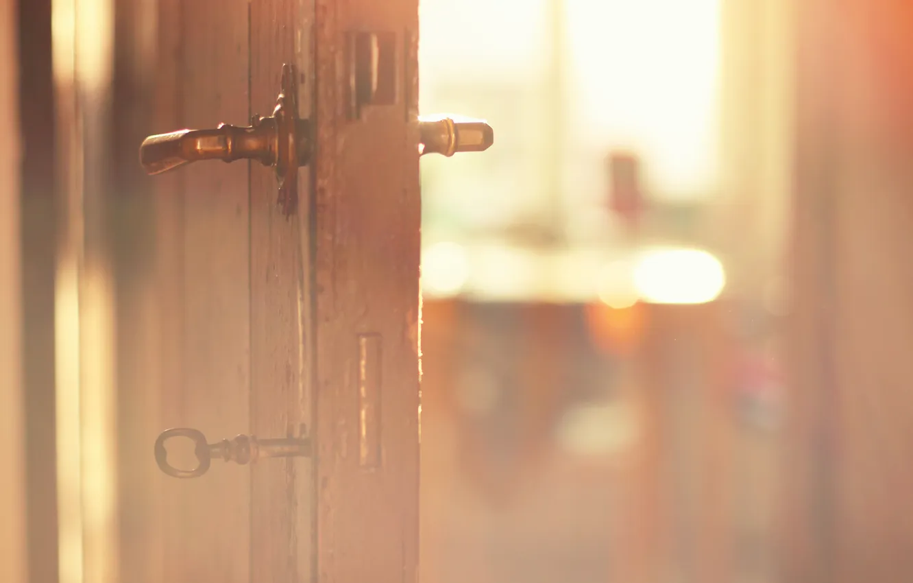 Photo wallpaper light, key, the door