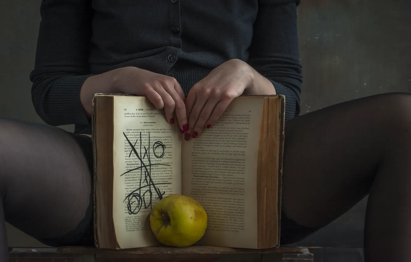 Photo wallpaper feet, hands, book, page