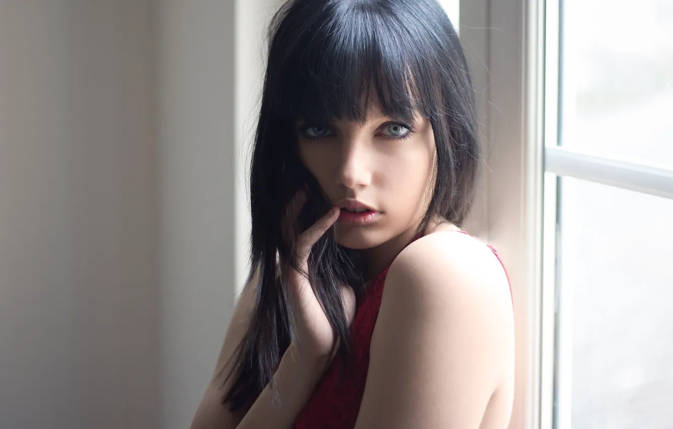 Photo wallpaper look, face, model, portrait, hands, makeup, brunette, hairstyle