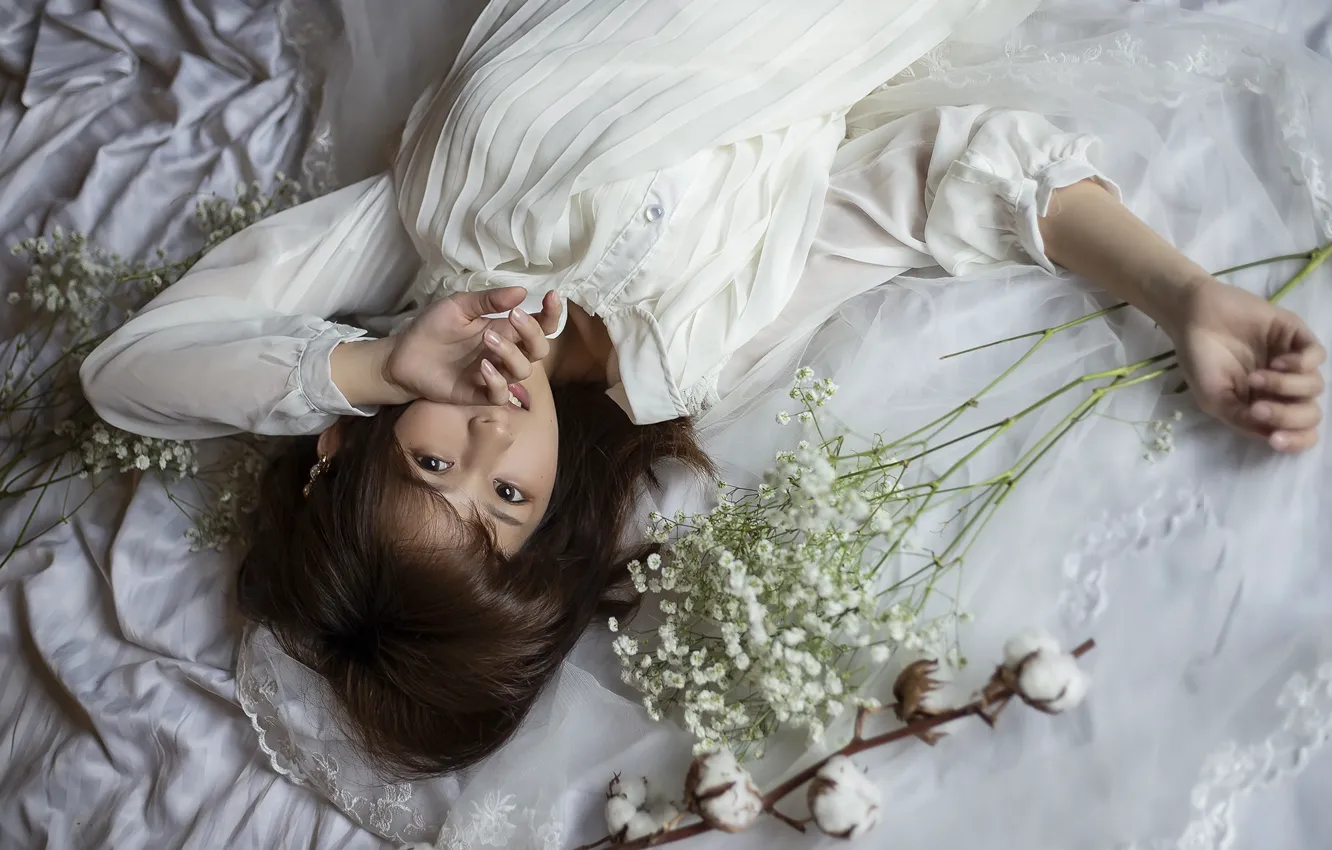 Photo wallpaper girl, flowers, Asian