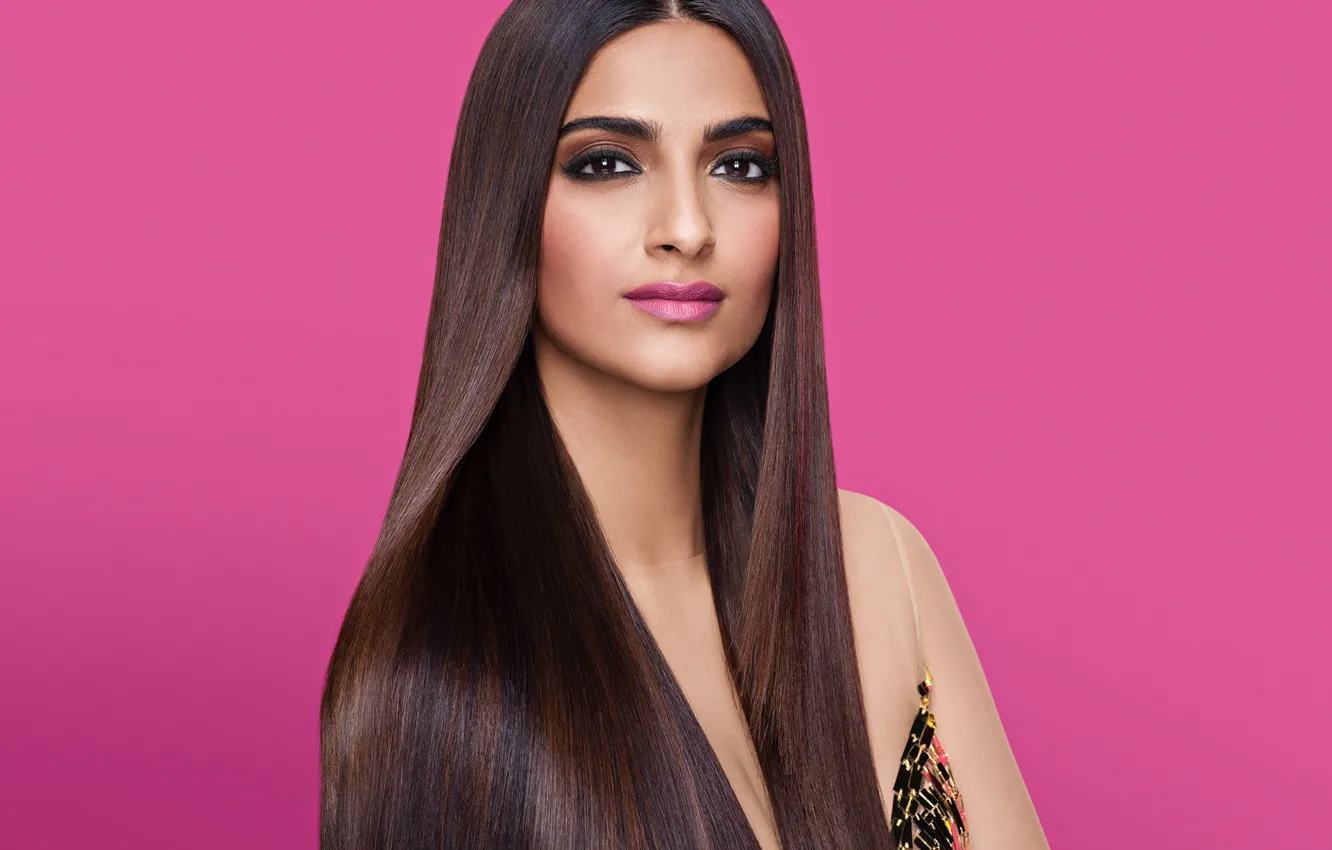 Photo wallpaper girl, eyes, smile, beautiful, model, pretty, beauty, lips