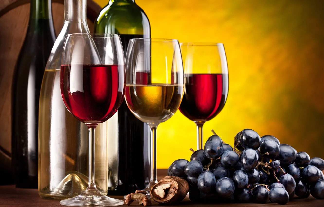Photo wallpaper berries, wine, red, white, glasses, grapes, bunch, bottle