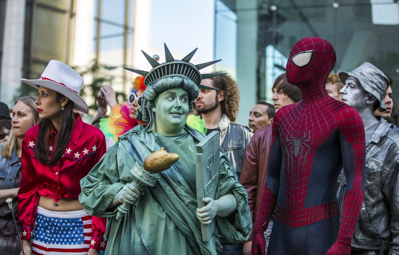 Photo wallpaper the statue of liberty, spider-man, Andrew Garfield, The Amazing Spider-Man 2