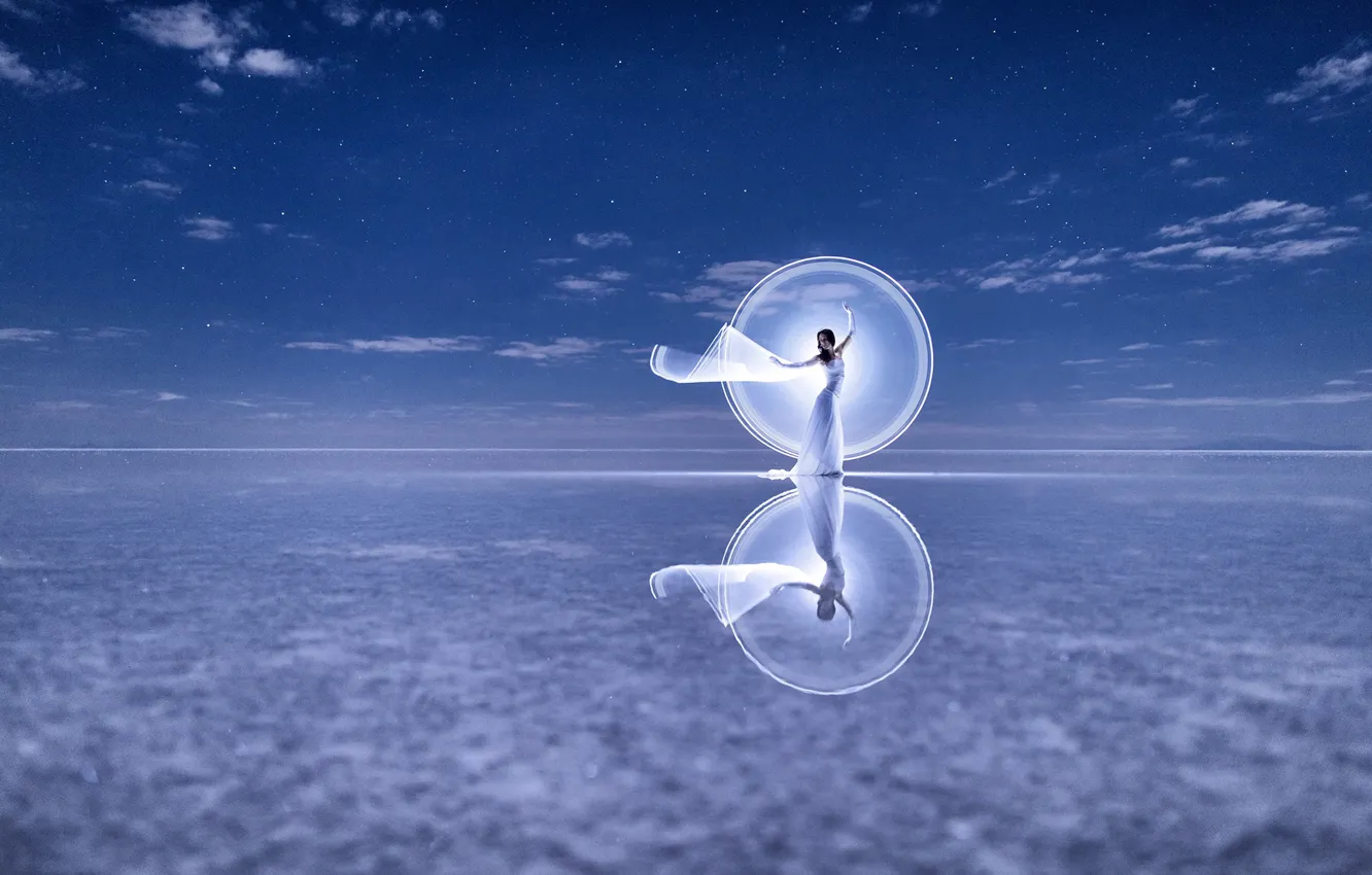 Photo wallpaper reflection, mood, dance, dress, Kim Henry