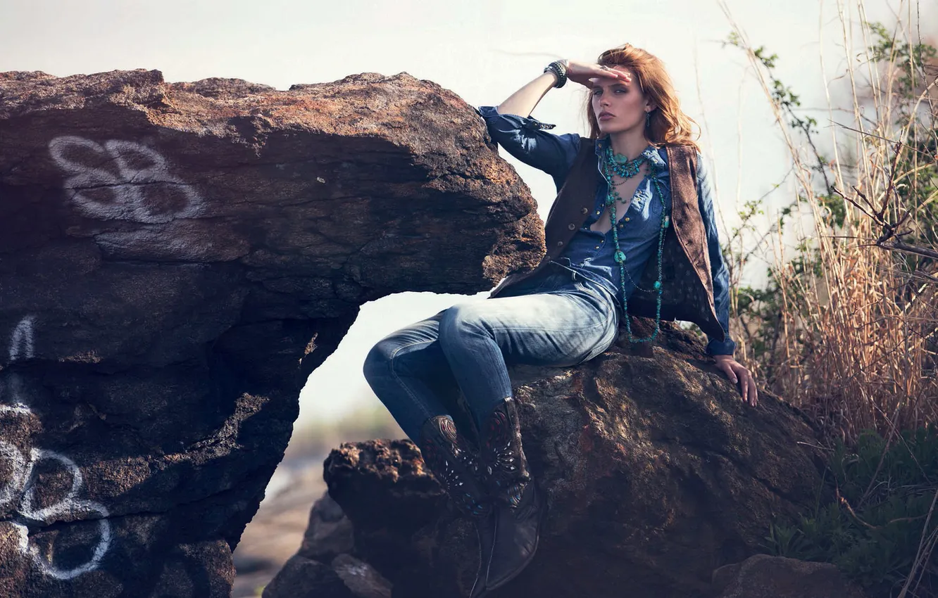 Photo wallpaper girl, pose, stones, model, sitting, jeans, Madison Headrick
