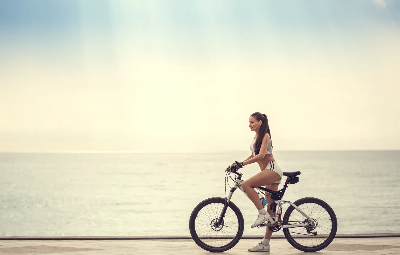 Photo wallpaper girl, bike, sport, profile