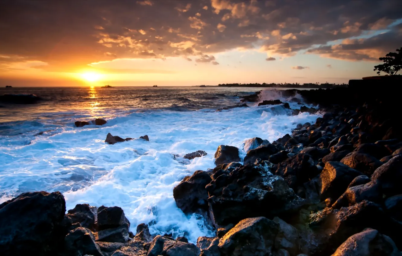 Photo wallpaper foam, rocky shore, sunset on the sea