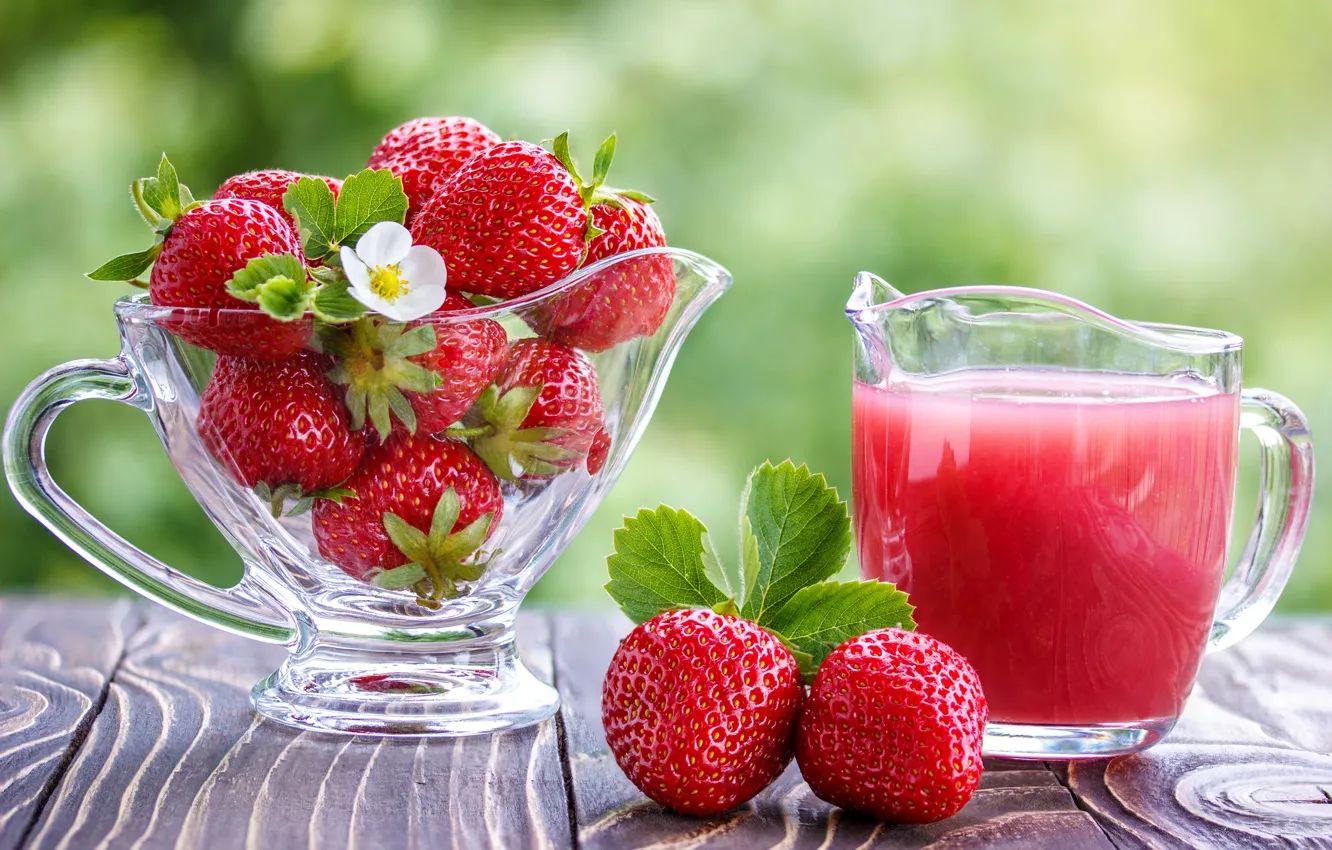 Photo wallpaper berries, strawberry, juice, juice, strawberry