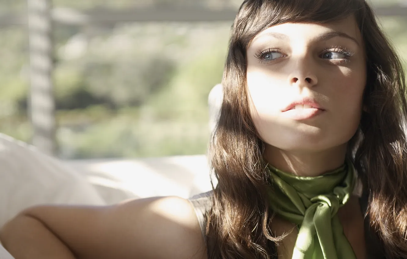 Photo wallpaper girl, light, face, shadow