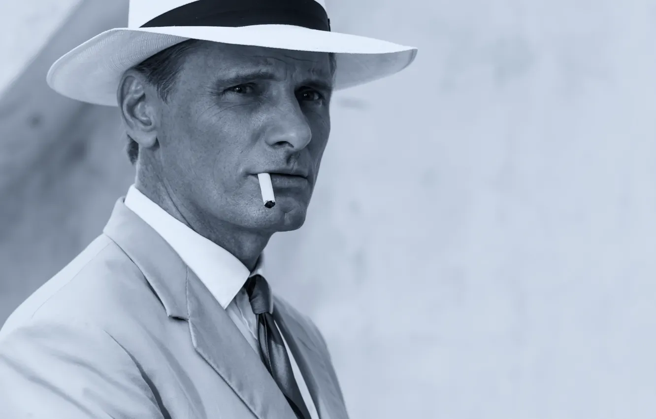Photo wallpaper portrait, hat, cigarette, actor, Viggo Mortensen