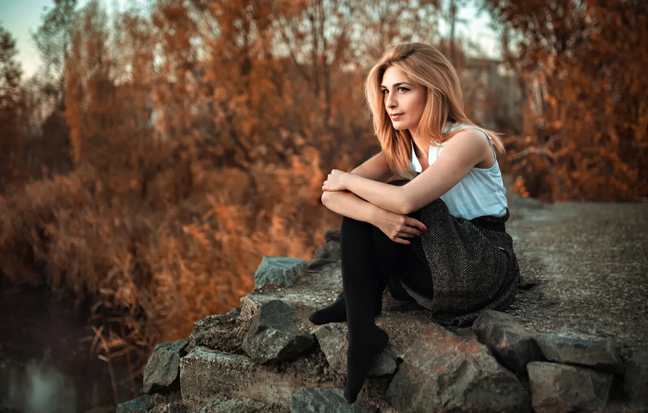 Photo wallpaper stones, legs, the beauty, Lods Franck, Natia