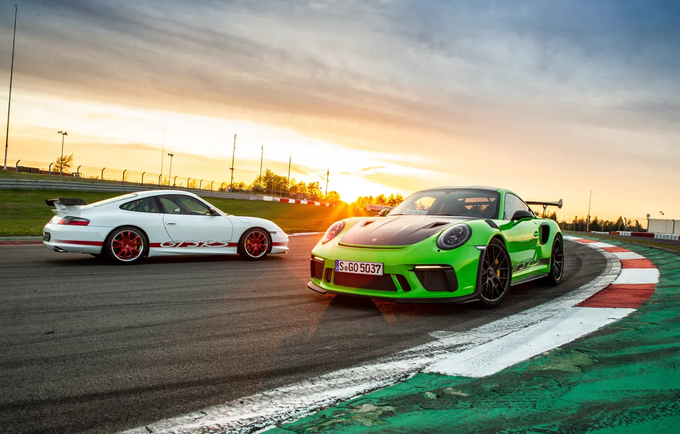 Photo wallpaper sunset, 911, Porsche, pair, 2018, GT3 RS, Weissach Package