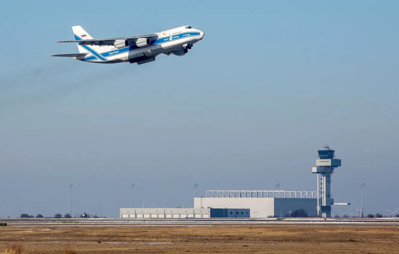 Photo wallpaper the plane, transport, Antonov, heavy, far, takes off, An-124