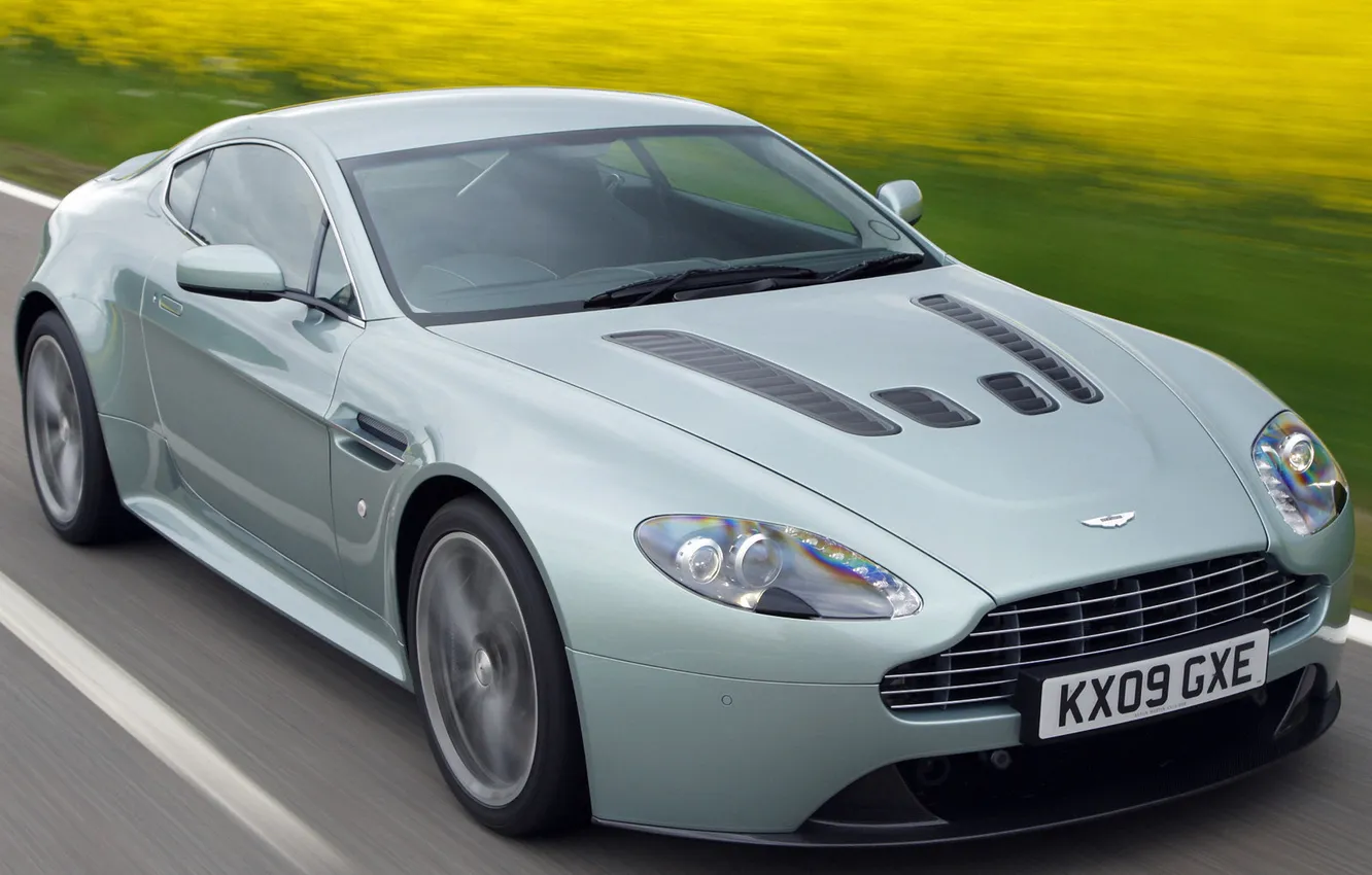 Photo wallpaper machine, Aston Martin, speed, Vantage, V12, speed