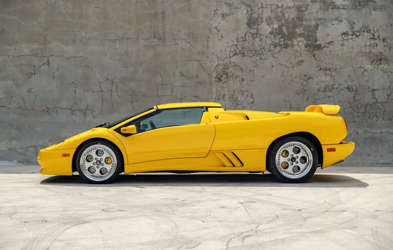 Photo wallpaper car, Lamborghini, yellow, Diablo, side view, Lamborghini Diablo VT Roadster