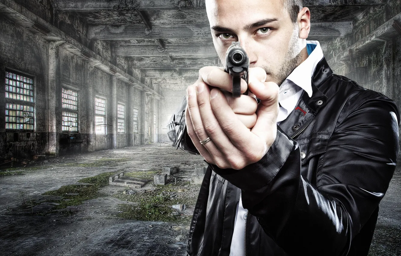 Photo wallpaper gun, weapons, the situation, guy