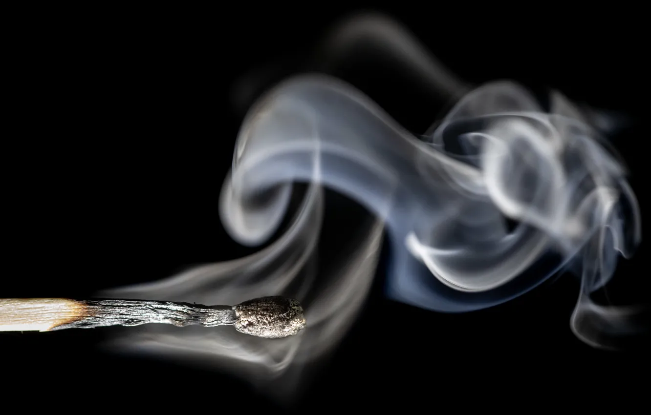 Photo wallpaper macro, smoke, match