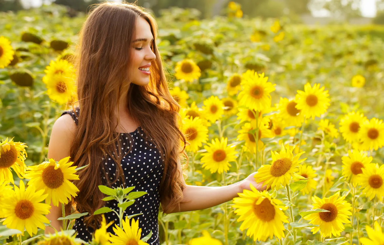 Photo wallpaper girl, sunflowers, flowers, smile, walk, beautiful