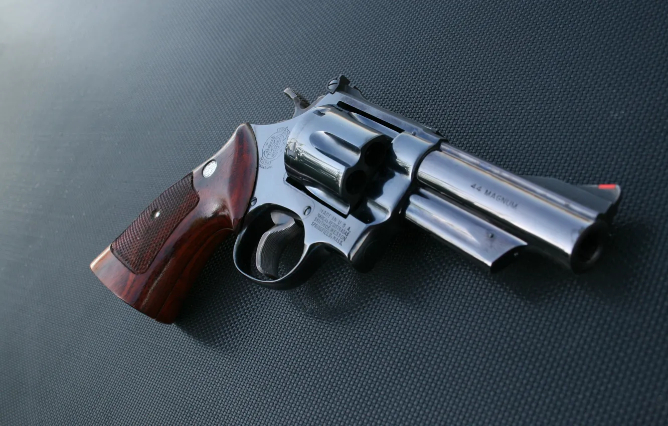 Photo wallpaper close-up, weapons, revolver, Magnum, polishing