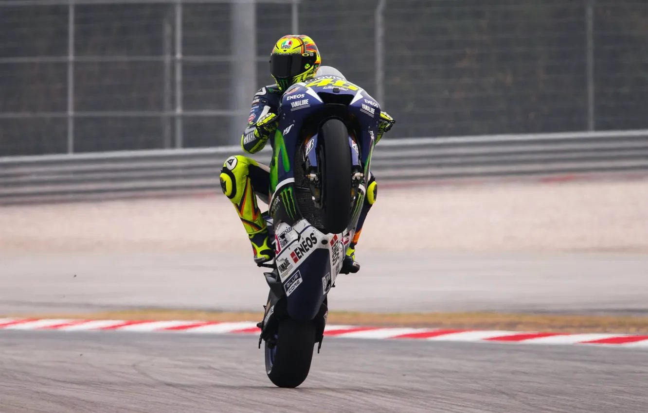 Photo wallpaper helmet, Yamaha, MotoGP, Valentino Rossi, Yamaha, BUCK