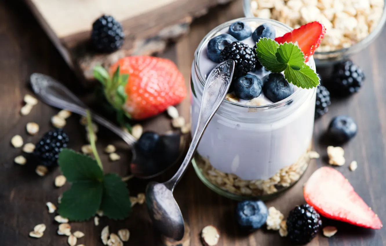 Photo wallpaper berries, Breakfast, blueberries, Strawberry, wood, yogurt, oatmeal