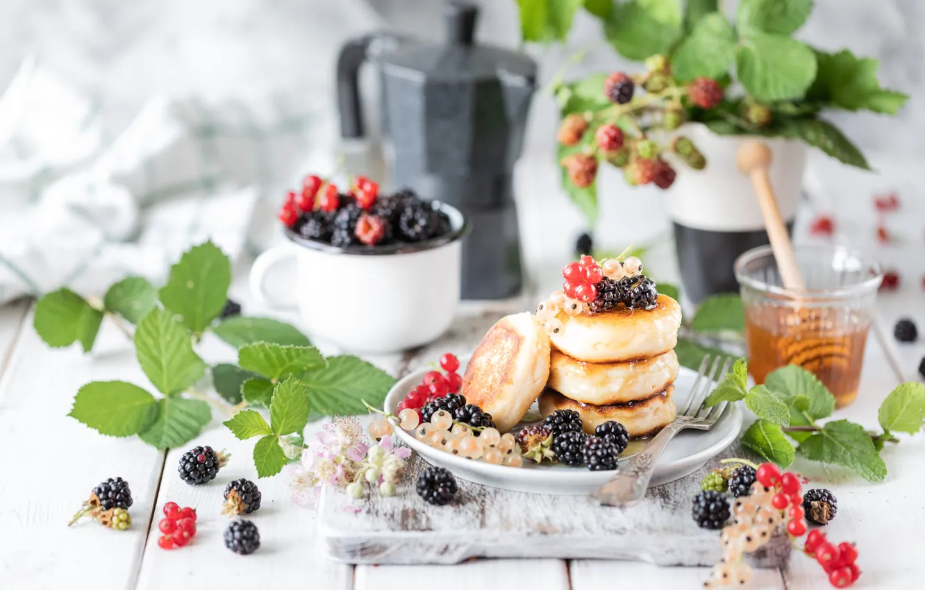 Photo wallpaper berries, Breakfast, honey, plate, pancakes, Karina Klachuk