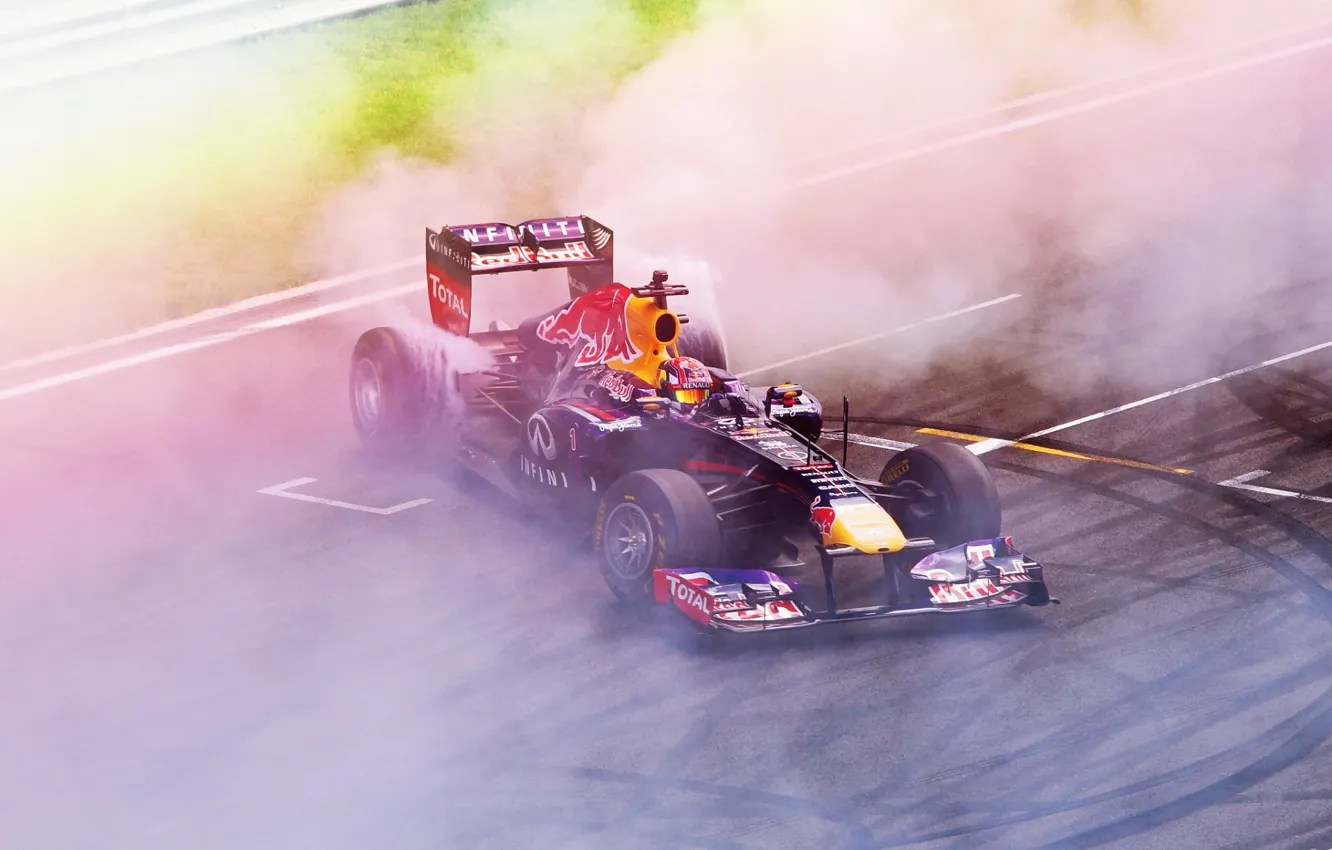 Photo wallpaper Infinity, Formula 1, Red Bull, Smoke, Moscow Raceway, Drifting