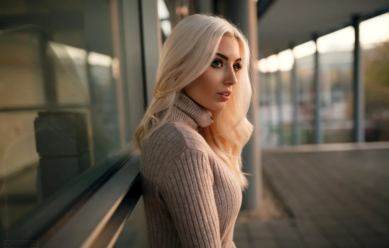 Photo wallpaper model, portrait, makeup, hairstyle, blonde, beauty, bokeh, Soraya