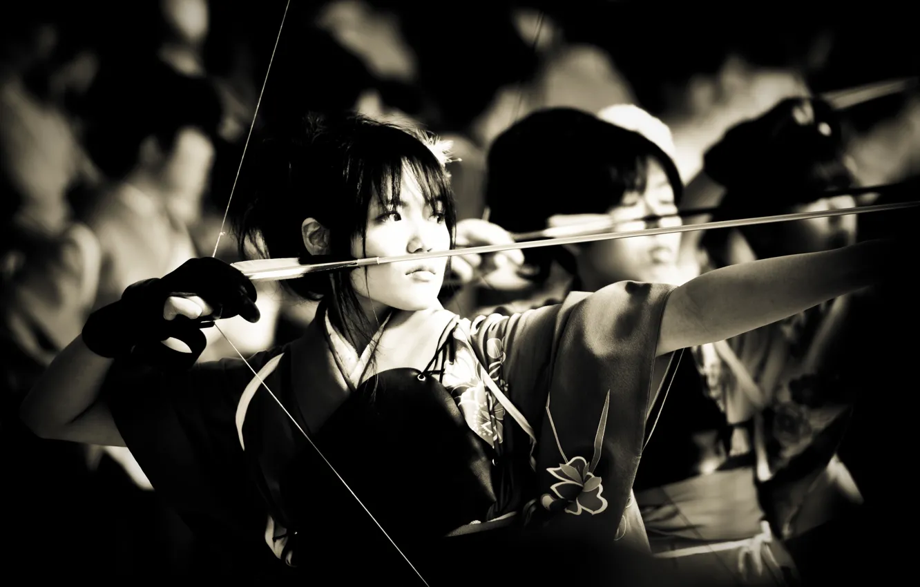 Photo wallpaper girl, bow, Archer, arrow, Japanese, aiming
