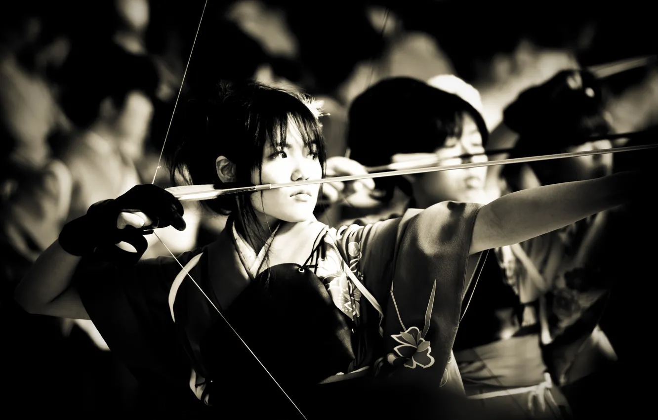Photo wallpaper girl, bow, Archer, arrows, Japanese, aiming