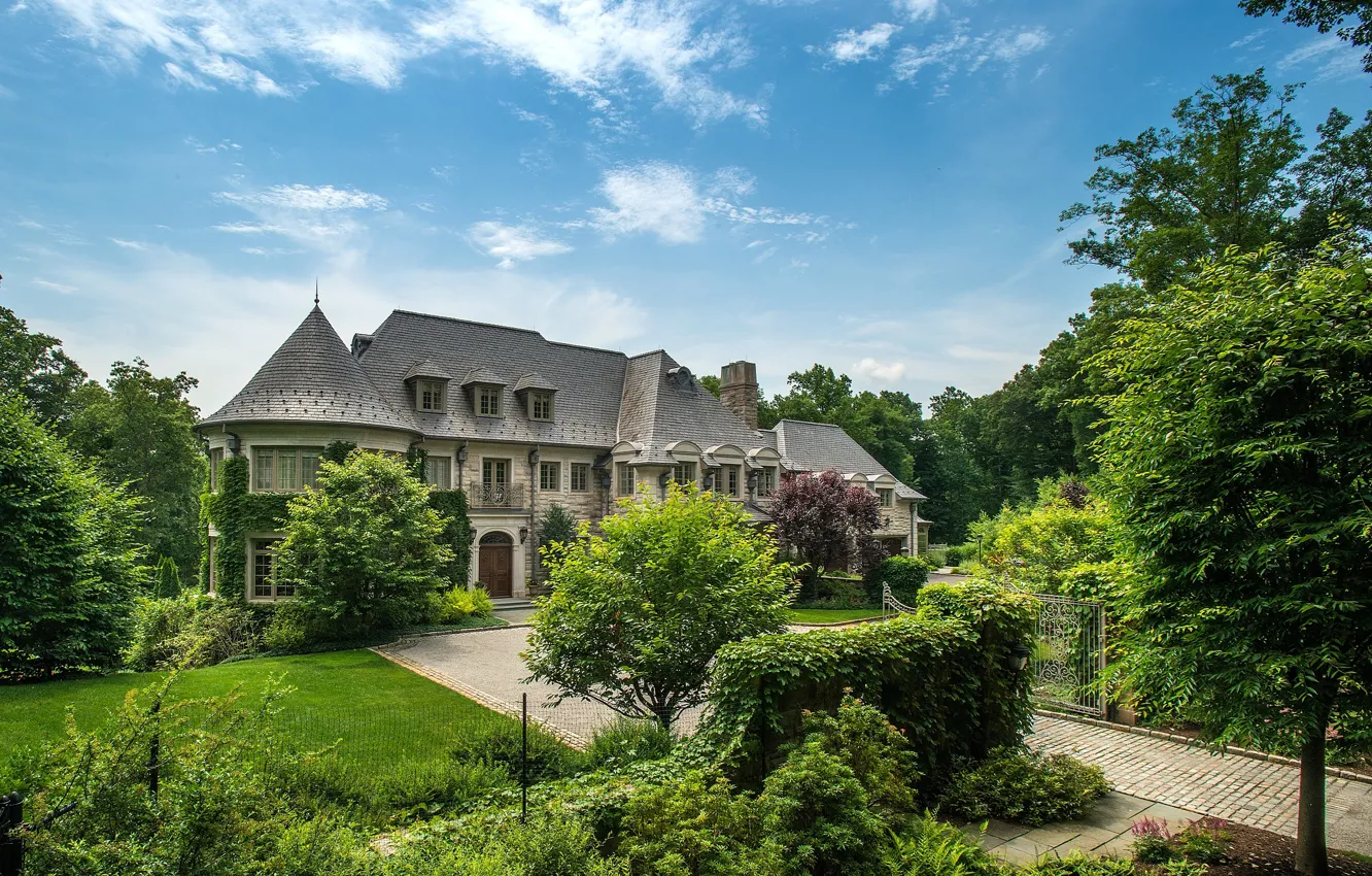 Photo wallpaper the sky, clouds, mansion, Greenwich, Conyers Farm, landscaping