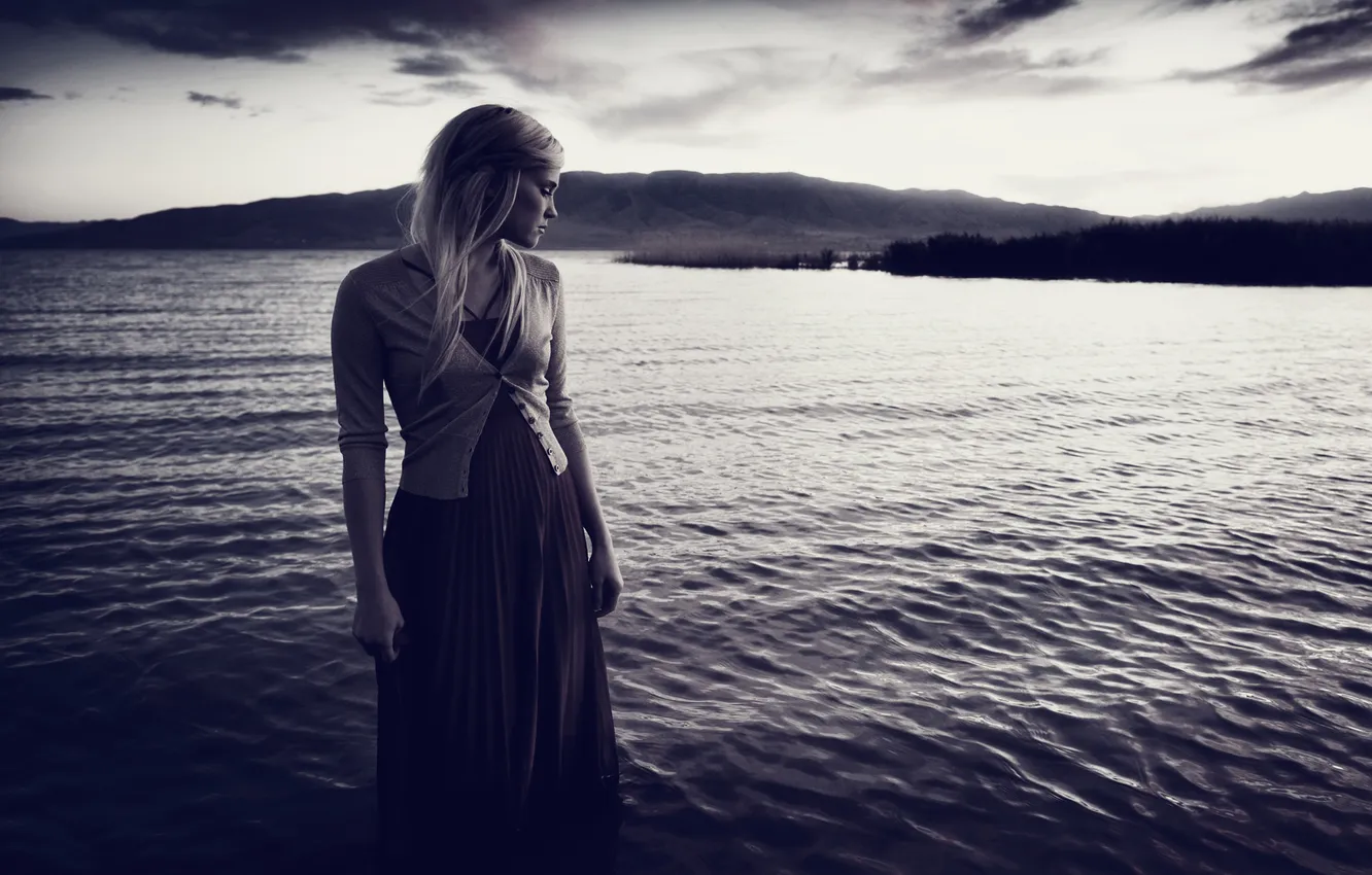 Photo wallpaper sea, girl, calm, tranquility, late night alumni, LNA