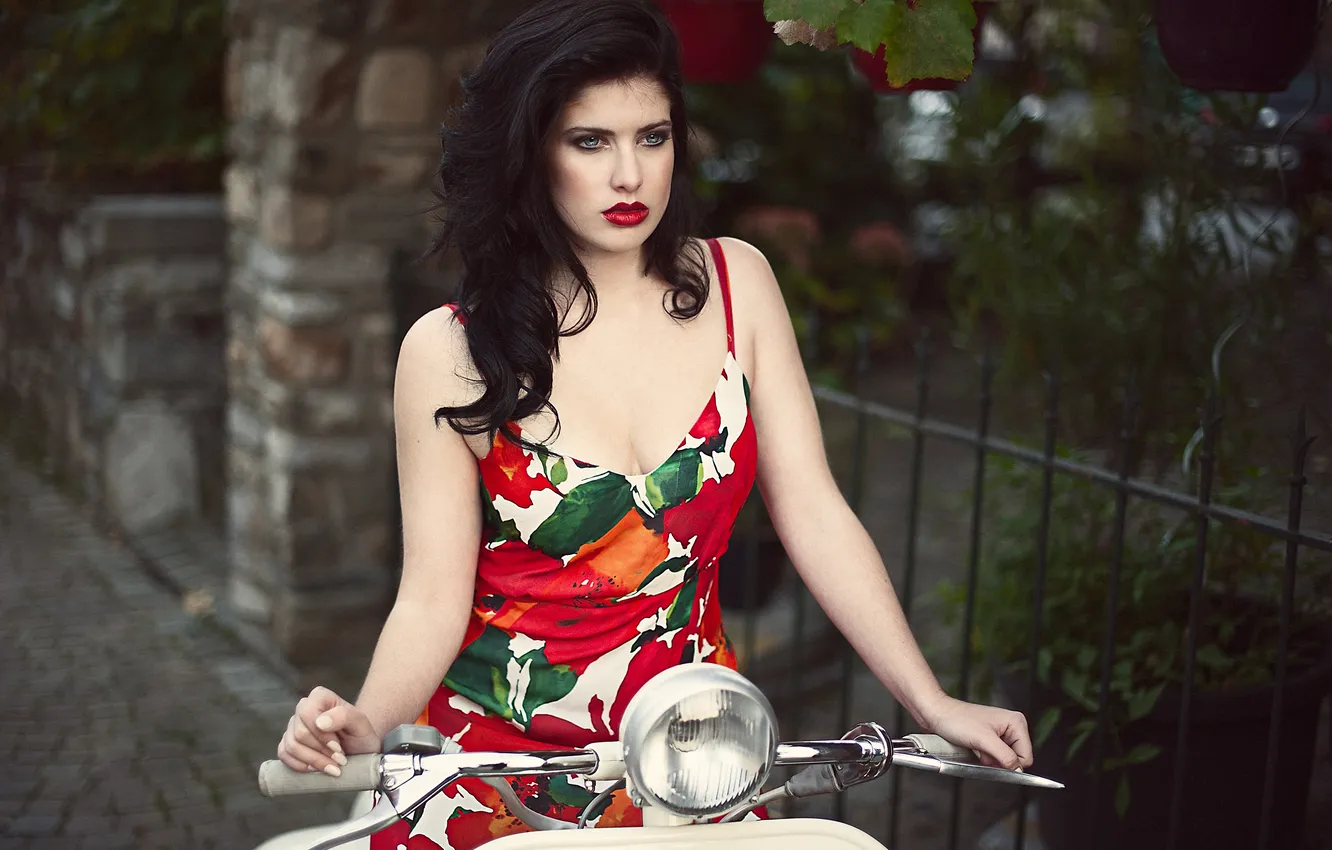 Photo wallpaper summer, girl, face, hair, dress, brunette