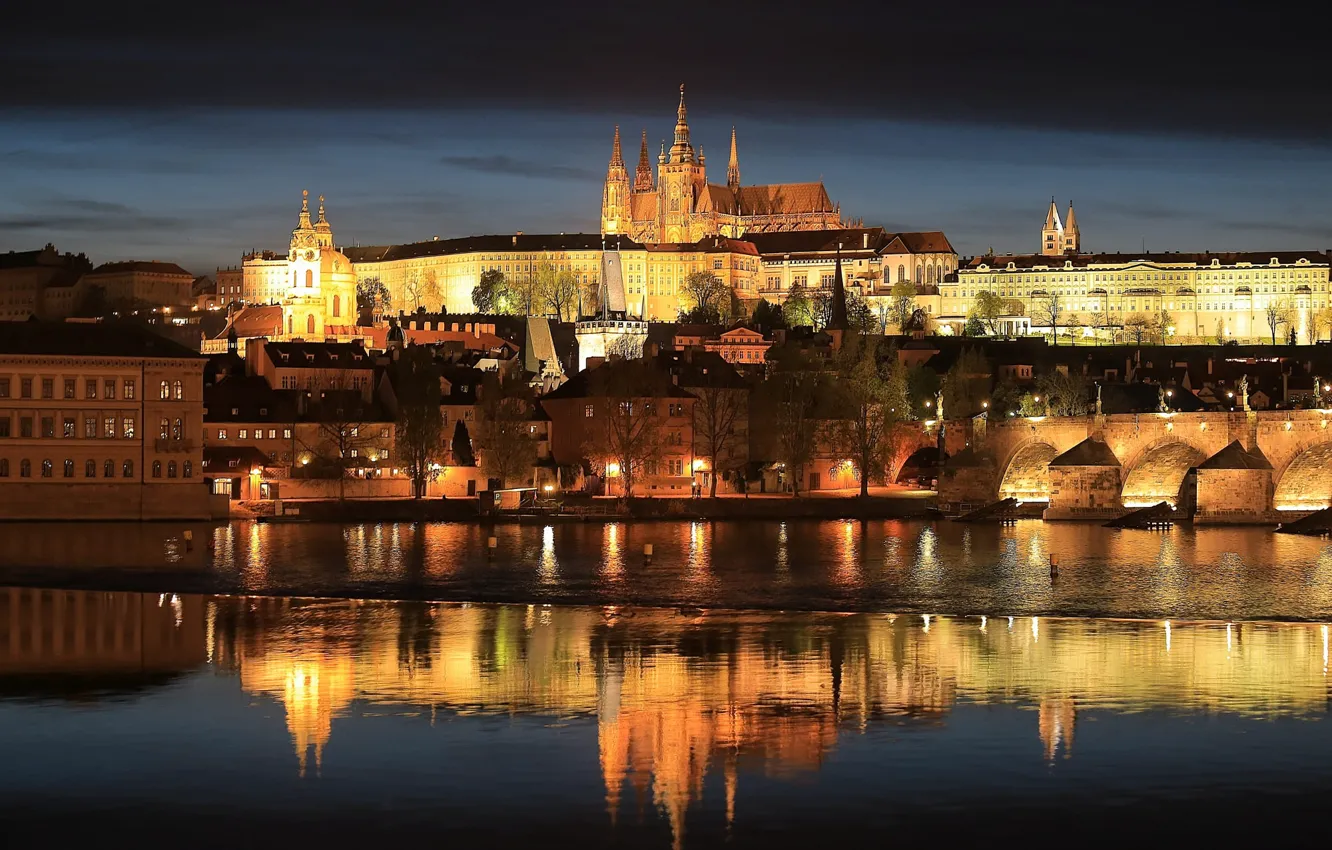 Photo wallpaper the city, building, home, Prague, Czech Republic, fortress, Prague Castle