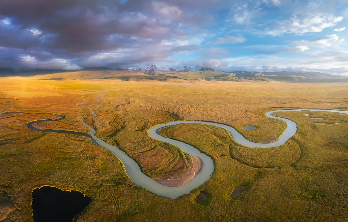 Photo wallpaper river, curves, plain