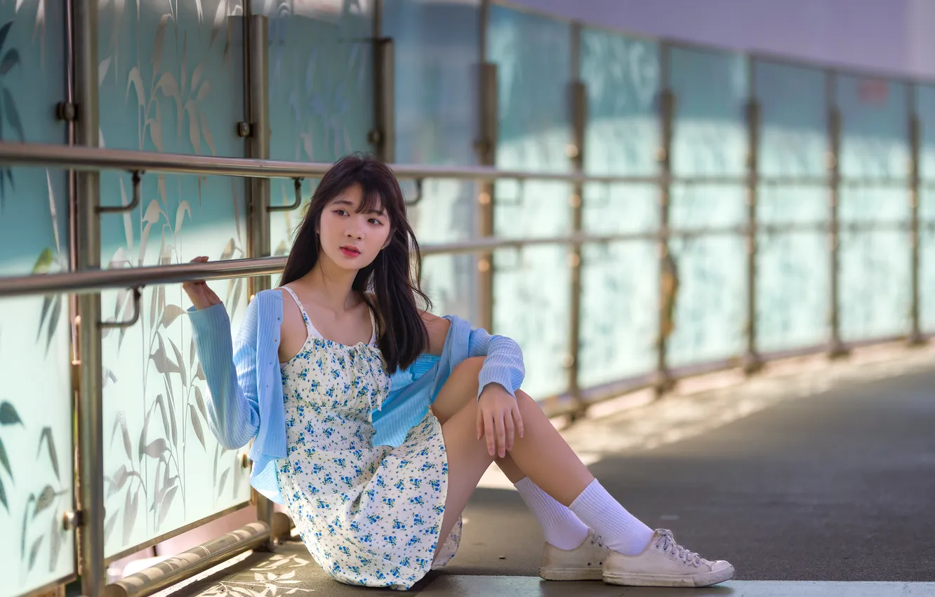 Photo wallpaper feet, dress, Asian, sitting
