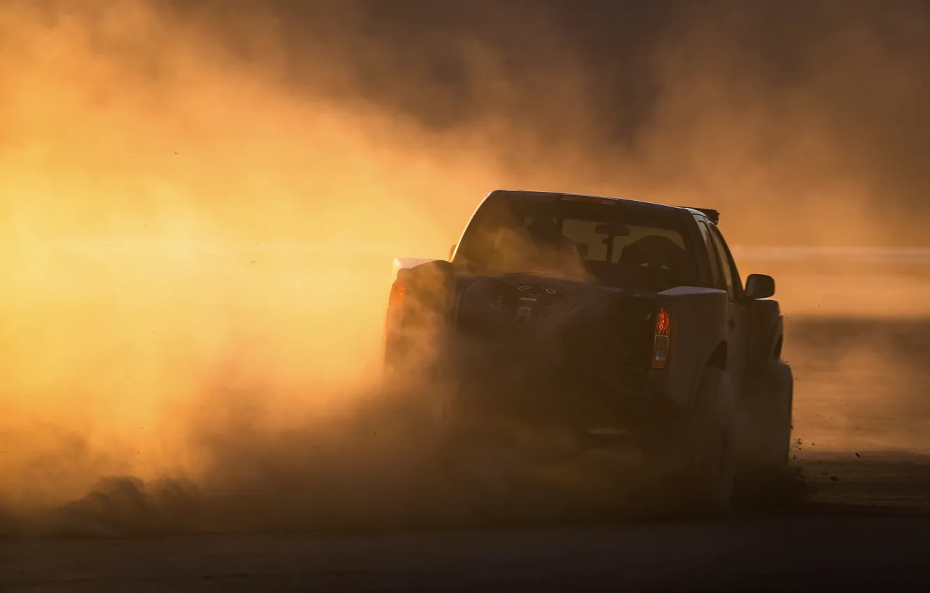Photo wallpaper dust, Nissan, pickup, 2019, 600 HP, V8 turbocharged, 5.6 L., Frontier Desert Runner Concept