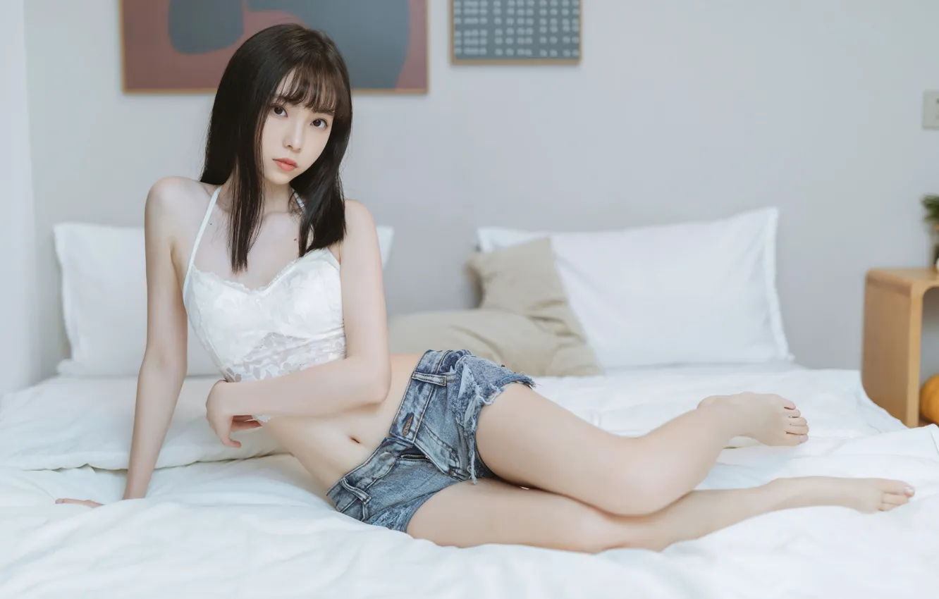 Photo wallpaper Asian, model, women, short shorts, white tops, women indoors, Xu Lan