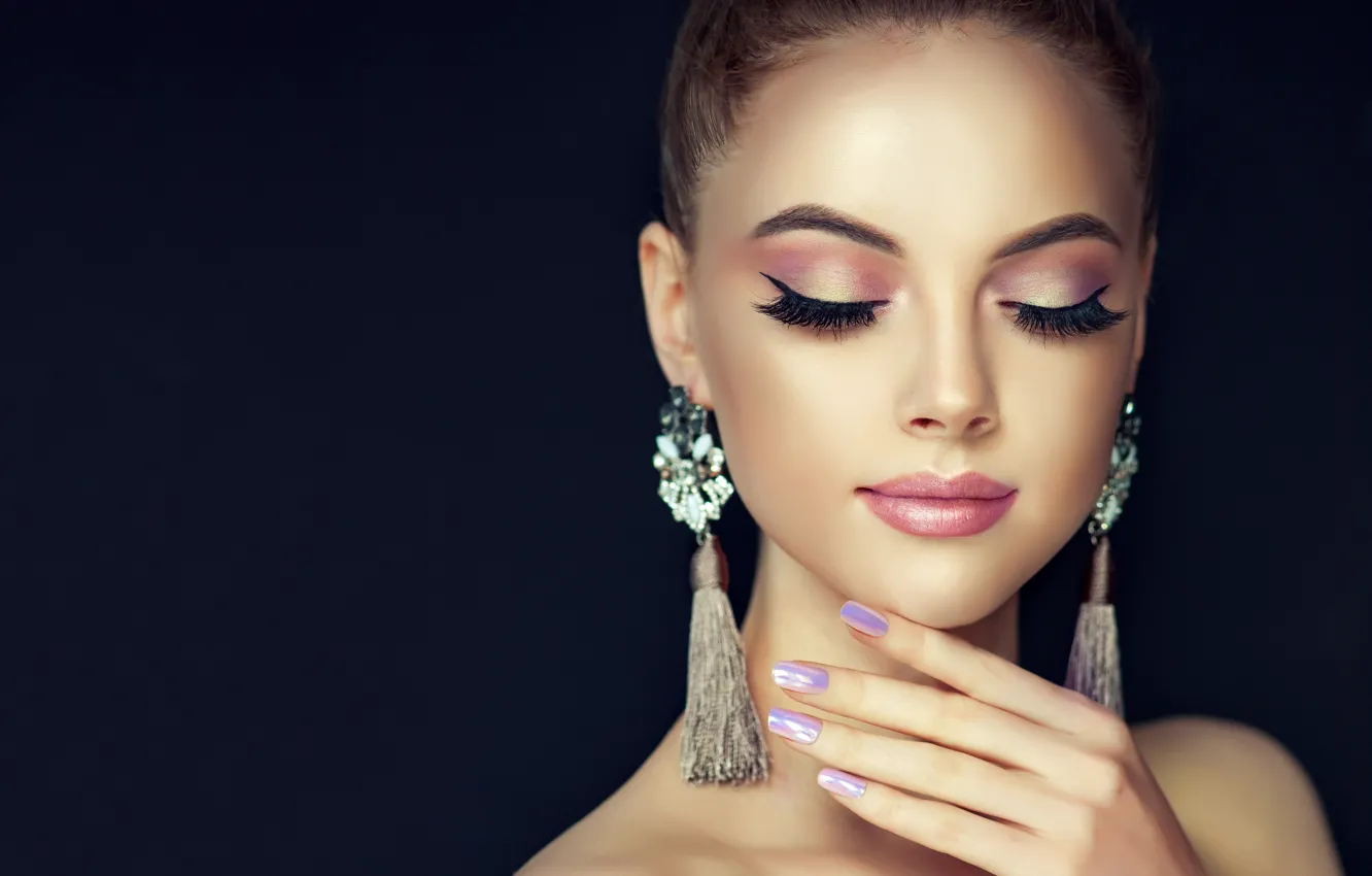Photo wallpaper girl, face, style, portrait, beauty, earrings, hands, makeup