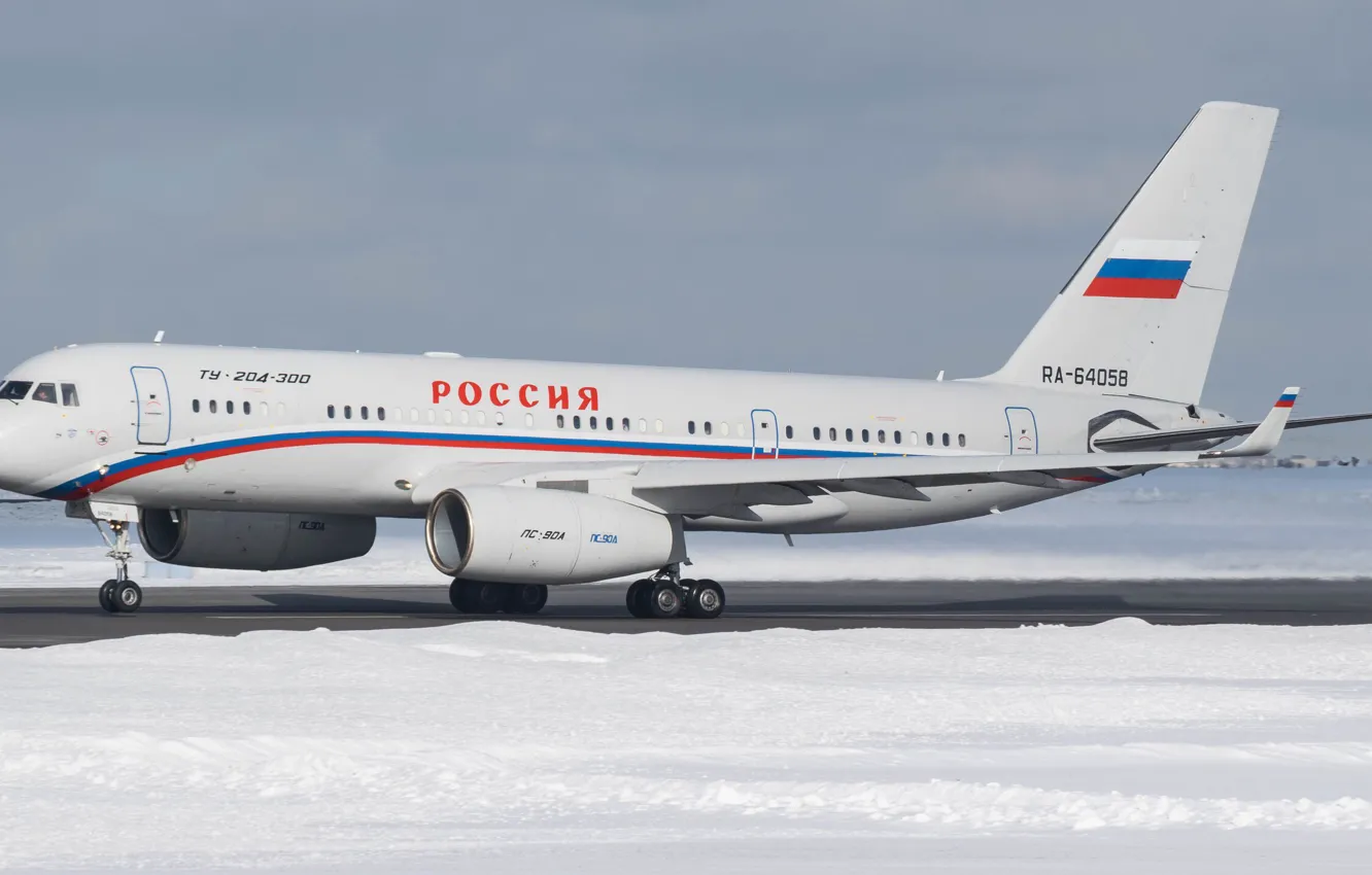Photo wallpaper the plane, the airfield, The Russian air force, The Tu-204