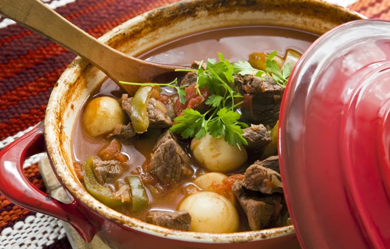Photo wallpaper spoon, meat, pan, vegetables, potatoes, hot