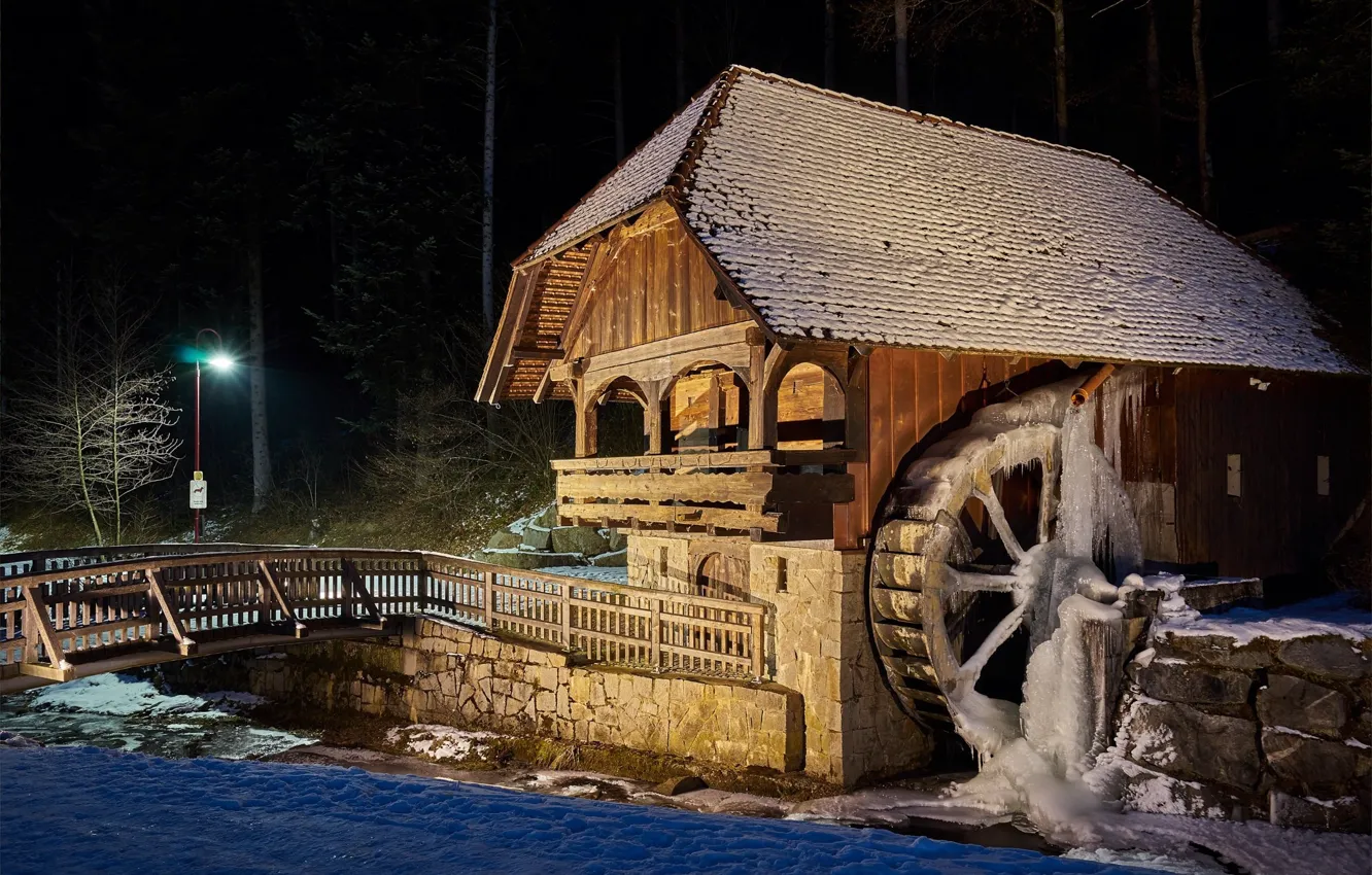 Photo wallpaper winter, ice, wheel, a water mill