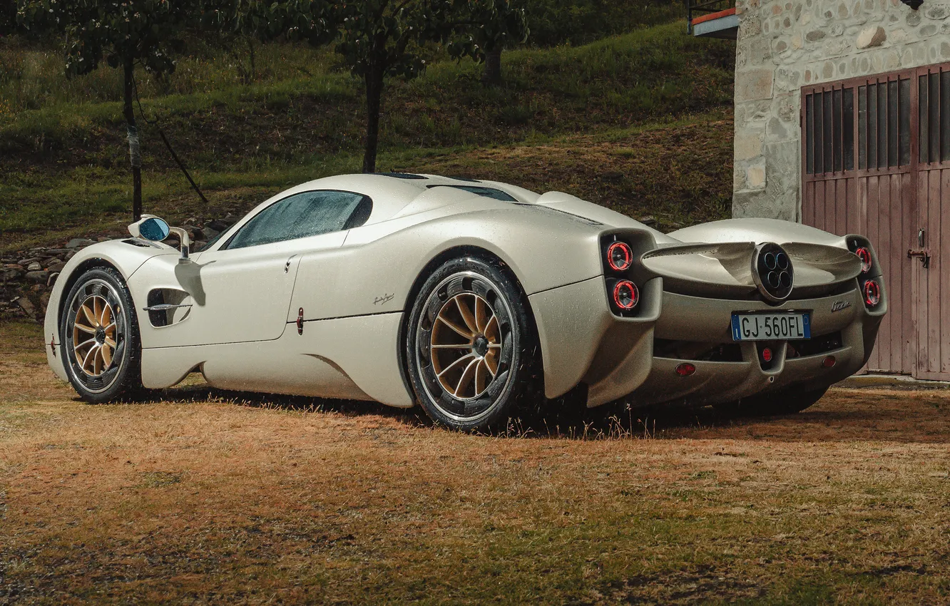 Photo wallpaper Pagani, 2023, Pagani Utopia