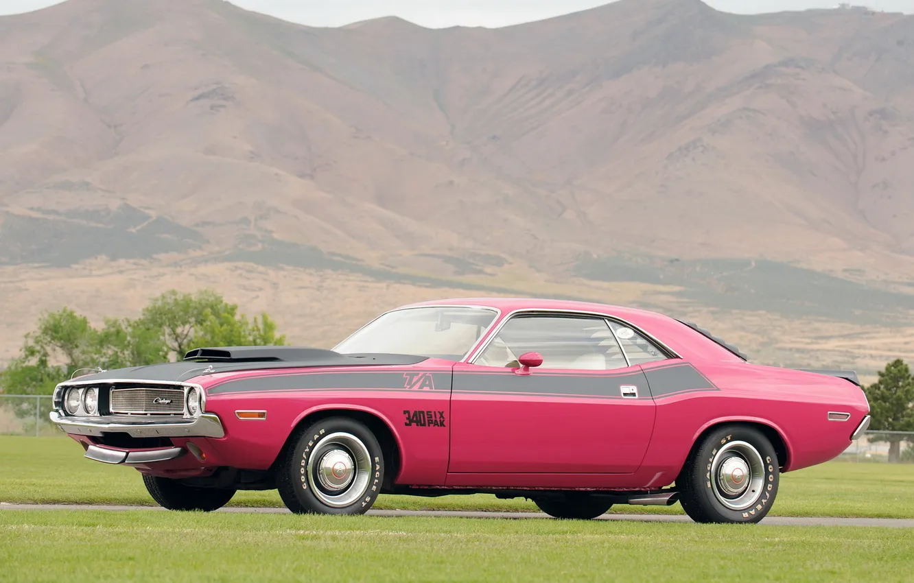 Photo wallpaper mountains, Dodge, Challenger, classic, 1970, R-t Se