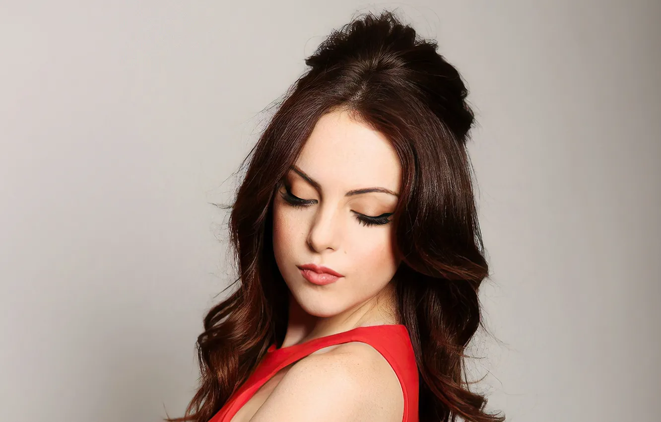 Photo wallpaper girl, face, background, makeup, brunette, Elizabeth Gillies