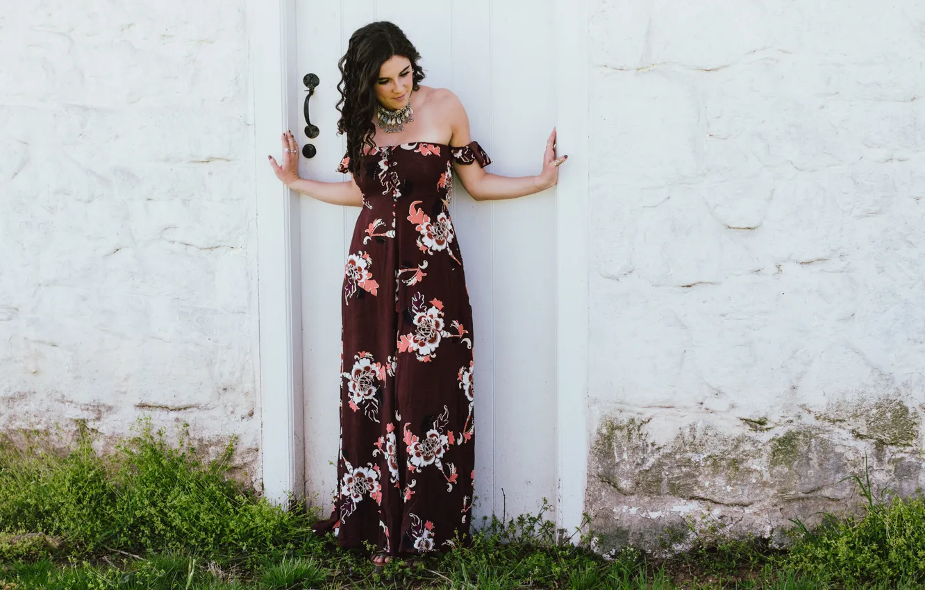 Photo wallpaper girl, dress, the door, brunette