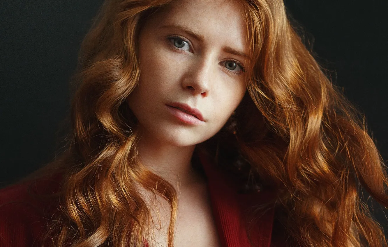 Photo wallpaper look, freckles, red, green eyes, curly, Anastasia, Oksana Vedmedenko