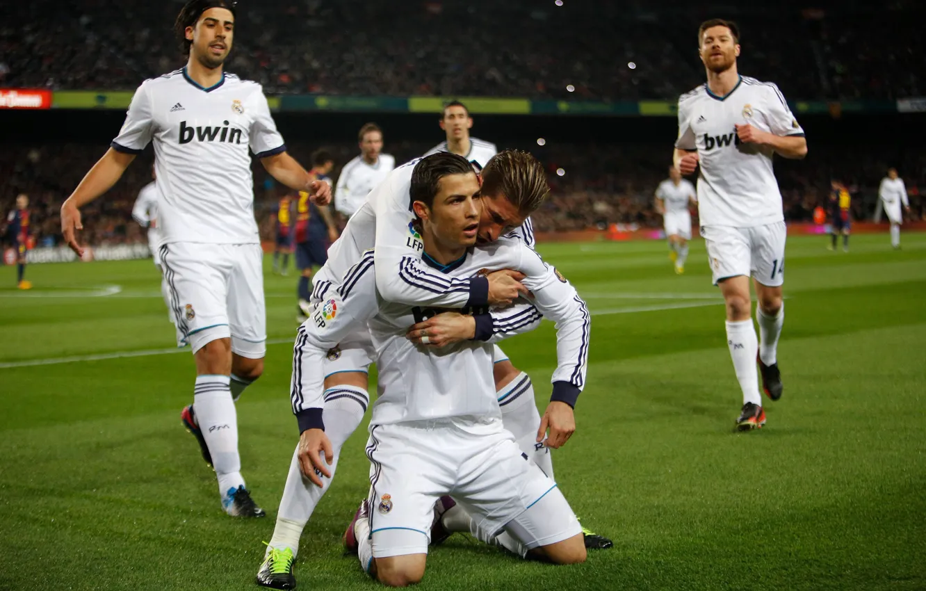 Photo wallpaper Real Madrid, C.Ronaldo, s.ramos, H.Alonso, S.Khedira